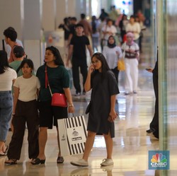 Indeks Keyakinan Konsumen 121,1 per Oktober, Terendah Sejak 2022!