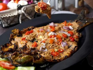 Sedapnya Ikan Bakar Khas Gorontalo hingga Manado di 5 Resto Ini