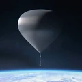 Balon Udara Terbang Sampai ke Luar Angkasa, Ajaib!