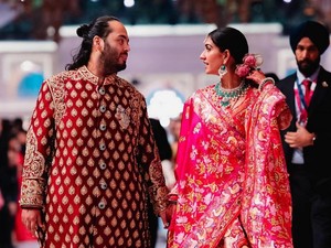 Tamu Bocorkan Mewahnya Pernikahan Anant Ambani, Dapat Kacamata Versace Gratis