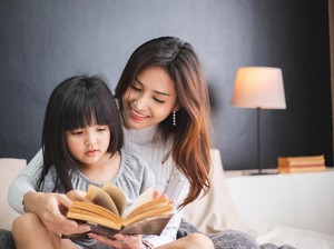 50 Contoh Kata-kata Refleksi Orang Tua di Rapor TK terhadap Perkembangan Anak