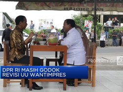 Video: Jadi Dewan Pertimbangan Agung Prabowo, Jokowi Bilang "Gini"