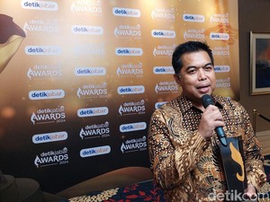 Transformasi Digital Pemkab Karawang Diganjar Anugerah detikJabar Awards