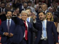 Duet Trump-Vance Jadi Mimpi Buruk bagi Ukraina, Putin Senyum-Senyum