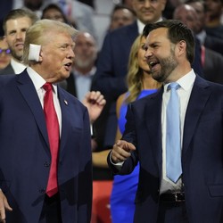 Trump Gak Kapok, Siap Kembali Kampanye di Ruang Terbuka