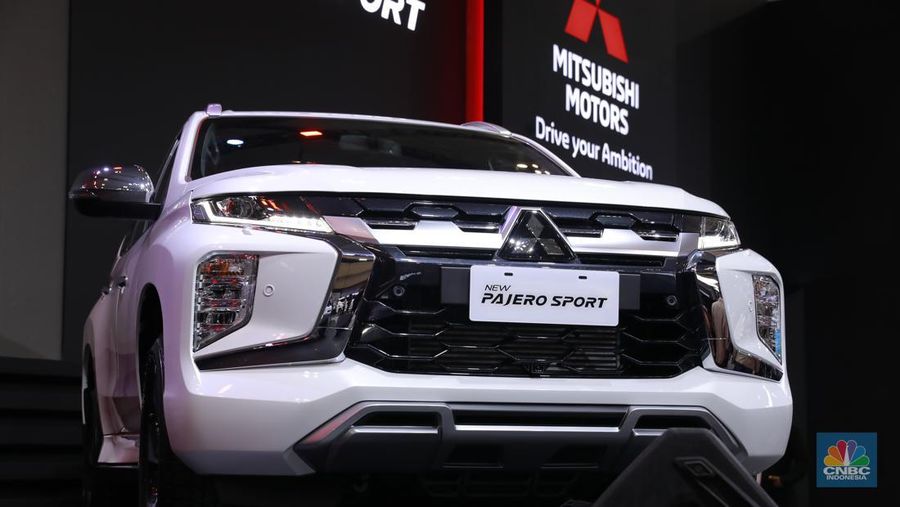 Mitsubishi New Pajero Sport dalam acara GAIKINDO Indonesia International Auto Show (GIIAS) 2024 di Tangerang, Banten, Rabu (17/7/2024). (CNBC Indonesia/Muhammad Sabki)