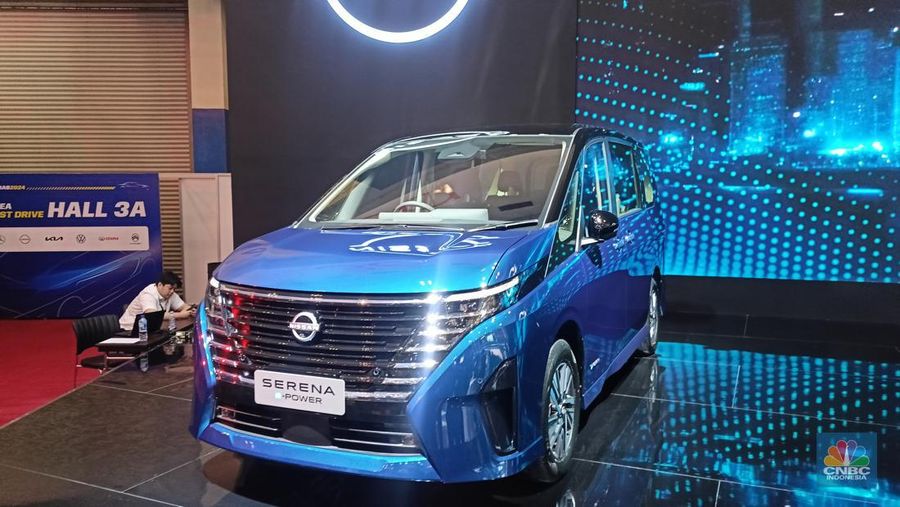 Nissan Indonesia meluncurkan MPV e-POWER terbarunya, yaitu All-New Nissan Serena e-POWER di acara GAIKINDO Indonesia International Auto Show (GIIAS) 2024 di Tangerang, Banten, Rabu (17/7/2024). (CNBC Indonesia/Ferry Sandi)