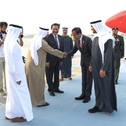 Jokowi Terbang ke Abu Dhabi Demi Bertemu MBZ, Ini Hasilnya