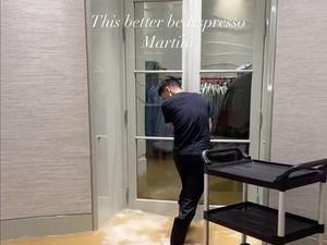 Rumah Mewah Rp 1,6 Triliun Kebanjiran, Drake: Semoga Ini Espresso Martini