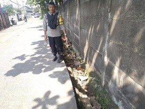 Pria di Citeureup Bogor Tiba-tiba Jatuh ke Selokan Lalu Meninggal