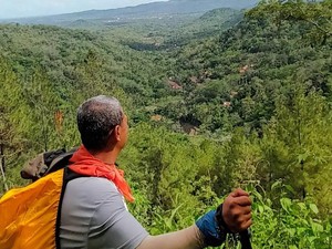 Pendaki Senior Ceritakan Perbedaan Mendaki Gunung Kini dan Dulu