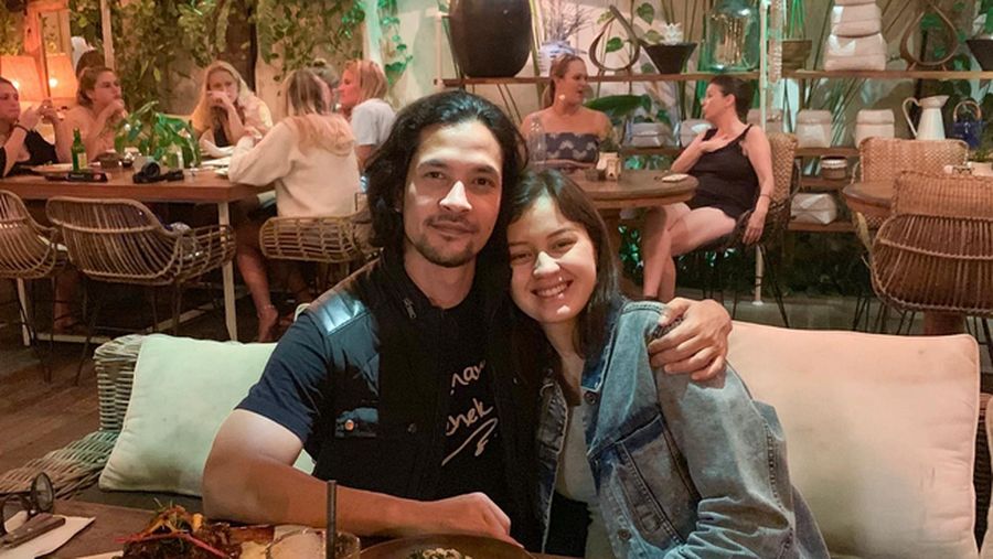 Edward Akbar Ternyata Doyan Ngopi dan Makan Steak