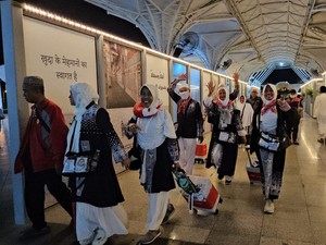 H-2 Operasional Haji Berakhir, 208 Ribu Jemaah Tiba di Tanah Air