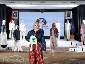 JMFW 2025 Disebut Wujud Sinergi Bawa RI Jadi Kiblat Modest Fashion Dunia