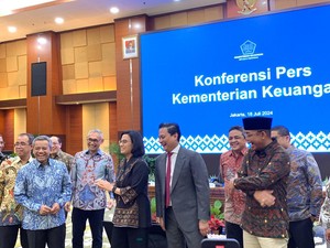 Keponakan Prabowo Beberkan Cara Kejar Pajak Rp 2.189 T di 2025