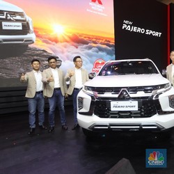 Mobil Bongsor Pajero Baru Resmi Meluncur, Harga Jadi Tembus Rp760 Juta