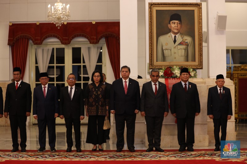 Suasana pelantikan Menteri di Istana Presiden, Jakarta, Kamis (18/7/2024). (CNBC Indonesia/Tri Susilo)