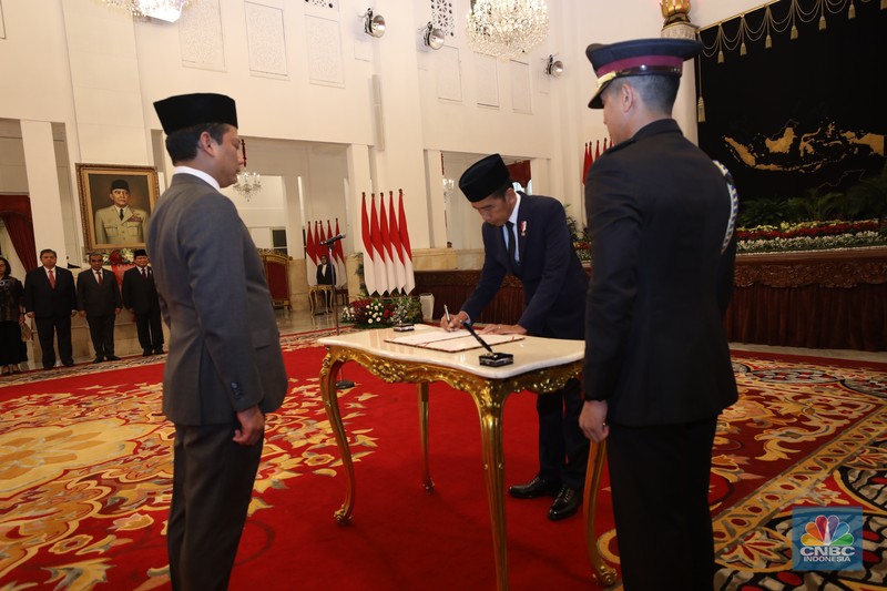 Suasana pelantikan Menteri di Istana Presiden, Jakarta, Kamis (18/7/2024). (CNBC Indonesia/Tri Susilo)