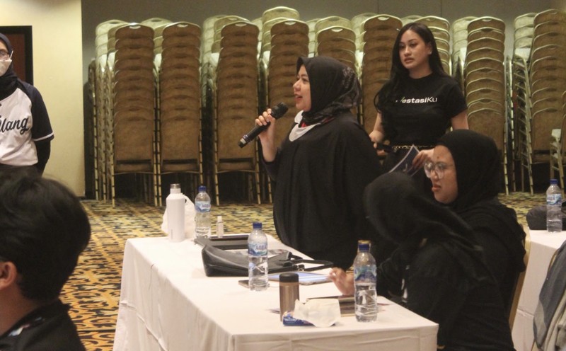 InvestasiKu Mega Capital Sekuritas berkolaborasi dengan komunitas Mama Ber Uang dalam rangka mendukung program edukasi dan literasi keuangan di bidang pasar modal menuju visi 1000 investor bijak. Acara seminar yang diselenggarakan di Menara Bank Mega , Jakarta Selatan pada hari Sabtu (13/7) lalu mengambil tema 