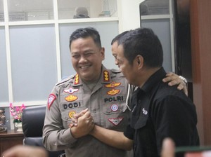 Sindir Wartawan TV Wawancara Pakai HP, Dirlantas Polda Sulteng Minta Maaf