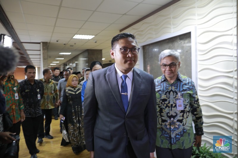 Wakil Menteri Pertanian RI Sudaryono saat serah terima jabatan di Gedung A Kementerian Pertanian, Jakarta, Jumat (19/7/2024). (CNBC Indonesia/Muhammad Sabki)