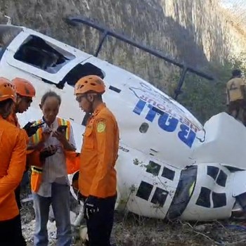 Helikopter Jatuh di Bali Akibat Baling-Baling Terlilit Tali Layangan