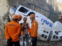 Helikopter Jatuh di Bali Akibat Baling-Baling Terlilit Tali Layangan