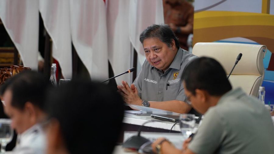 Bahas Strategi Menghadapi Tantangan Ekonomi Ke Depan, Menko Airlangga Pimpin Leaders’ Offsite Meeting Kemenko Perekonomian di Palembang, 20 Juli 2024. (Dok: Kemenko Perekonomian)