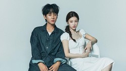 Lee Jung Ha & Go Yoon Jung Menang Blue Dragon Awards, Reuni Drakor Moving