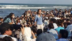 4 Permintaan Jennifer Coppen Usai Melarung Abu Dali Wassink