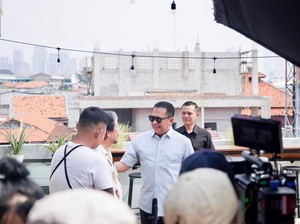 Ikut Syuting Pinjam 100, Bamsoet Dorong Peningkatan Kualitas Film RI
