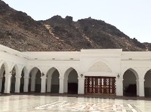 Menelusuri Sejarah Masjid Parit Jami Al-Khandaq di Madinah