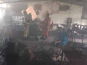 Home Industry Rak dan Piring di Surabaya Terbakar, 9 Karyawan Terluka