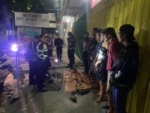 Asyik Pesta Arak, 18 Pemuda di Jombang Diciduk