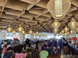 Kulineran di Pasar Semarapura Klungkung: Gaya Resto, Harga Kaki Lima