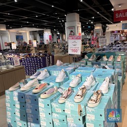 Hari ini! Pesta Diskon Sepatu Hingga 70% di Transmart
