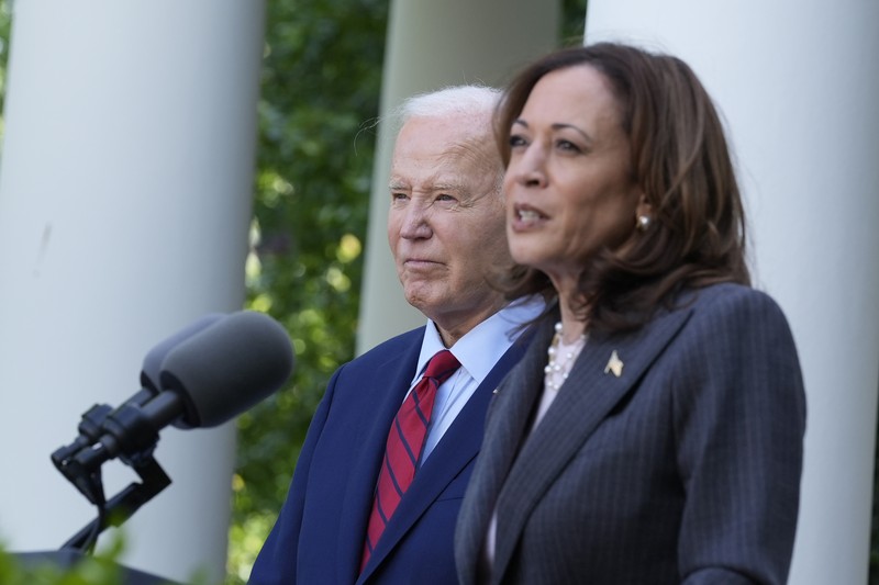 Election 2024 Harris A television broadcasts the news that Vice President Kamala Harris was endorsed by President Joe Biden after he dropped out of the 2024 race for the White House, Sunday, July 21, 2024., in Paris.