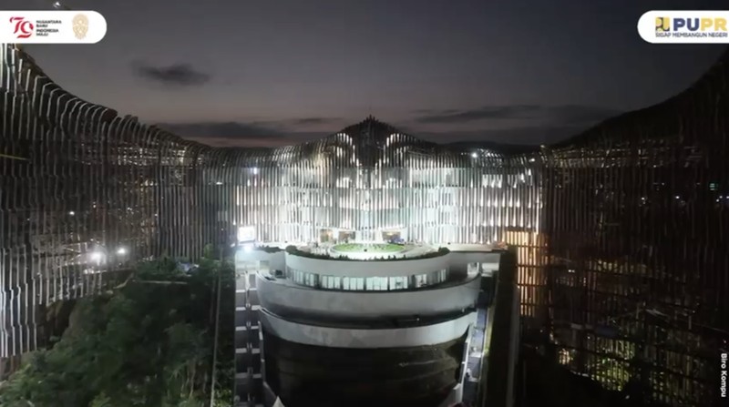 Kemunculan Garuda raksasa dari Kantor Presiden RI berdiri megah di IKN