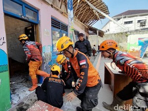 Bangunan Sekolah di Tasik Ambruk, Peringatan Hari Anak Batal