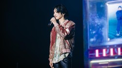 Lihat Lagi Outfit Memuaku KEY di KEYLAND Jakarta