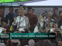 Seru! Jokowi-Iriana Ikut Joget Bareng 2.600 Anak Papua