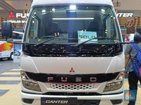 Truk listrik pertama di Indonesia akhirnya rilis yakni e-Canter dari Mitsubishi Fuso dalam gelaran GIIAS 2024, ICE BSD Selasa (23/7/2024). (CNBC Indonesia/Ferry Sandi)