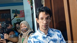 Emosional Edward Akbar Sampaikan Pesan ke Kimberly Ryder