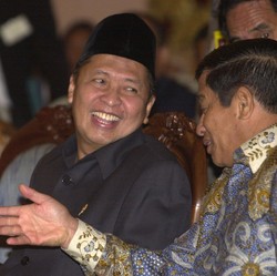 Berpulangnya Hamzah Haz, Sang Penjaga APBN Dekade 1990-an dan 2000-an