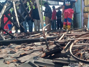 Warung-2 Sepeda Ontel di Trucuk Klaten Terbakar Saat Mobil Pindahkan BBM