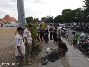 4 Fakta Pria Compang-camping Tergeletak di Alkid Jogja