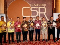 Dirut PLN Dinobatkan Jadi Pemimpin Transformasi Bisnis Berkelanjutan