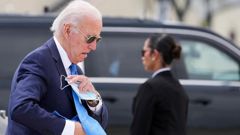 Presiden AS Joe Biden mendaratkan Air Force One di Pangkalan Gabungan Andrews di Maryland, AS, 23 Juli 2024. (REUTERS/Ken Cedeno)