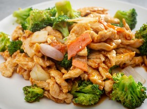 Resep Ayam Asam Manis dan Brokoli ala Restoran yang Mudah Dibuat