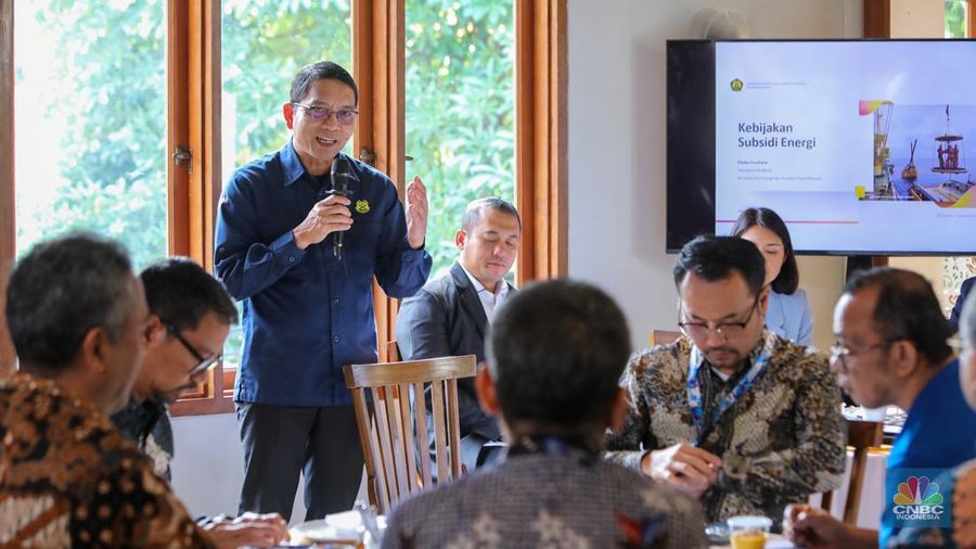 Sekretaris Jendral Kementerian Energi dan Sumber Daya Mineral ESDM, Dadan Kusdiana saat acara CNBC Indonesia Coffee Morning Energy dengan tajuk 